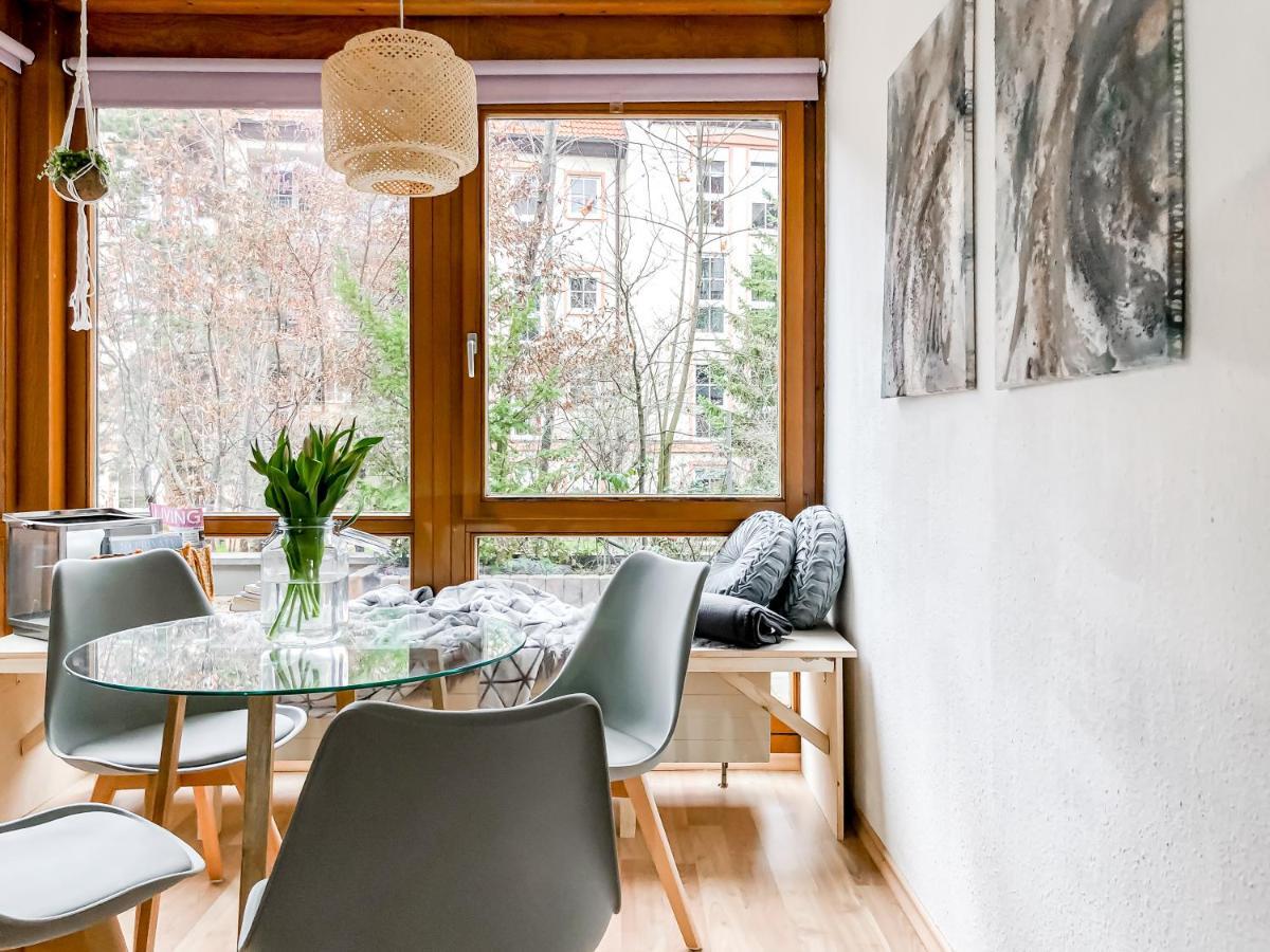 Studio Near Altstadt /W Workspace, Feng-Shui & Art Wurzburg Luaran gambar